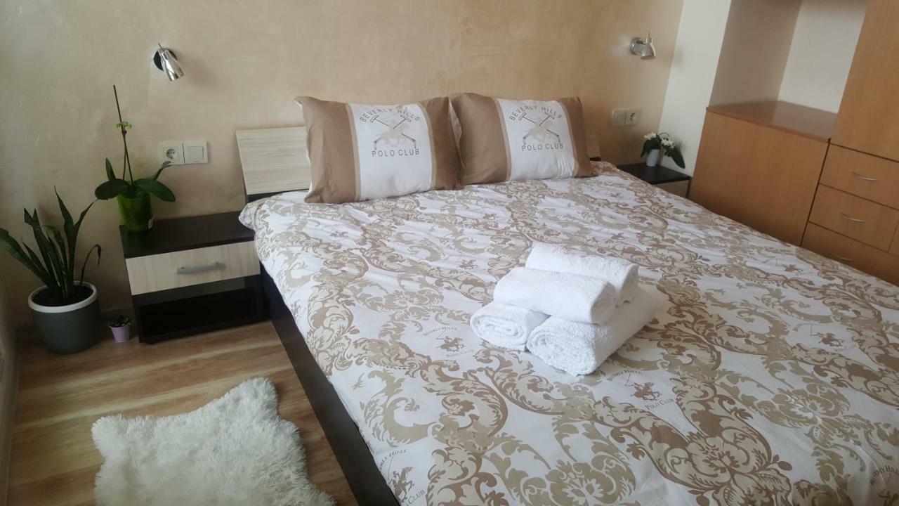 Malavi University Apartment Ruse! Comfort&Clean! Exteriör bild