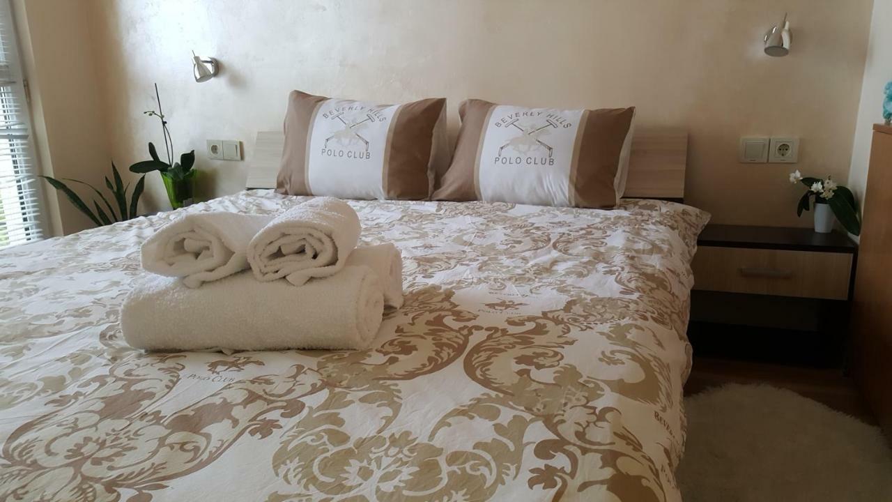 Malavi University Apartment Ruse! Comfort&Clean! Exteriör bild