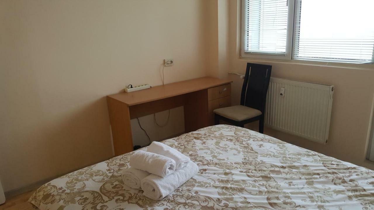 Malavi University Apartment Ruse! Comfort&Clean! Exteriör bild