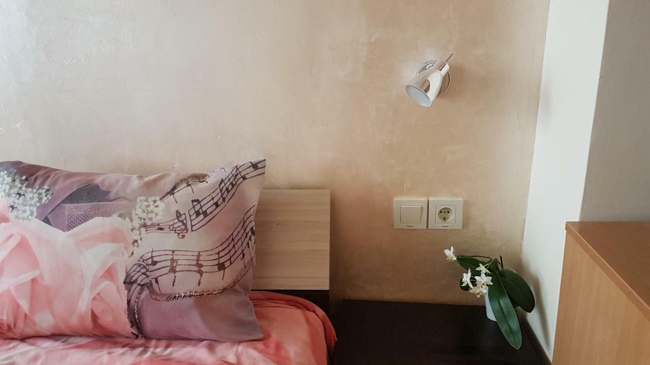 Malavi University Apartment Ruse! Comfort&Clean! Exteriör bild
